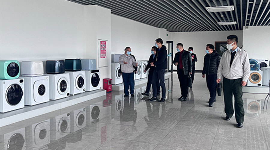 分享交流！鶴山市領(lǐng)導(dǎo)以及書記一同到訪金環(huán)電器