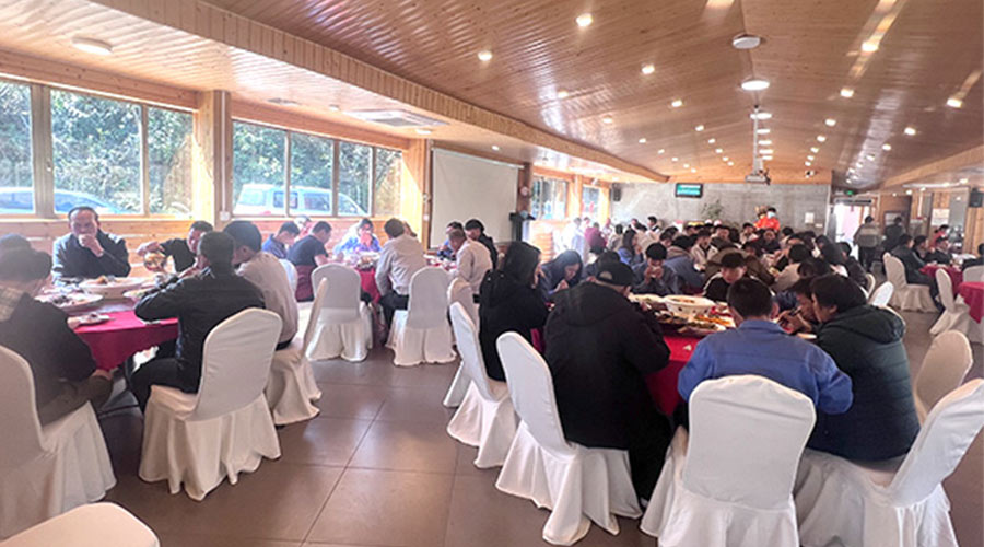 金環(huán)電器開工宴！吃飽喝足加油干迎戰(zhàn)2023！