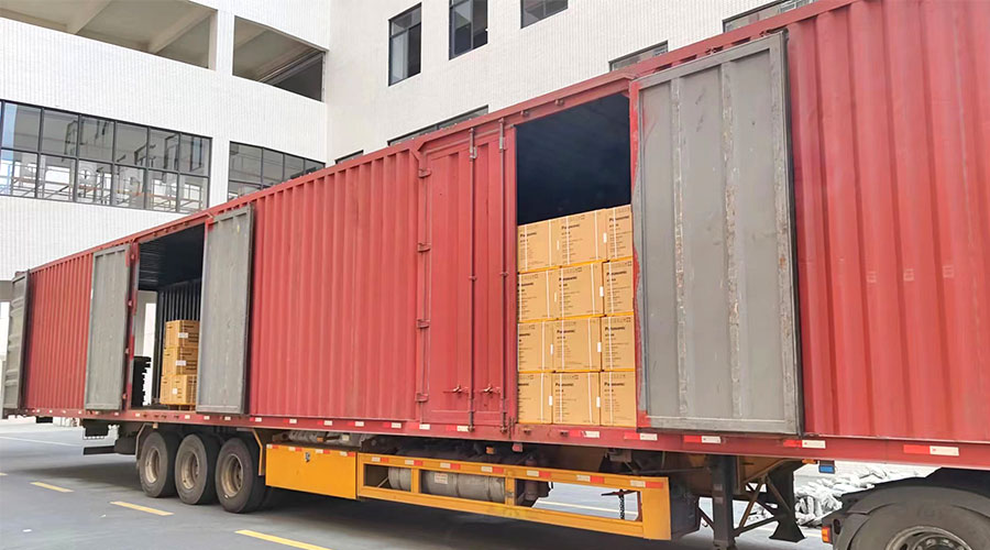 使命必達！高效完成國內(nèi)知名品牌客戶迷你洗衣機裝柜發(fā)貨