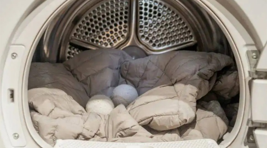 衣物烘干機(jī)烘羽絨服，選擇高溫烘干還是低溫烘干